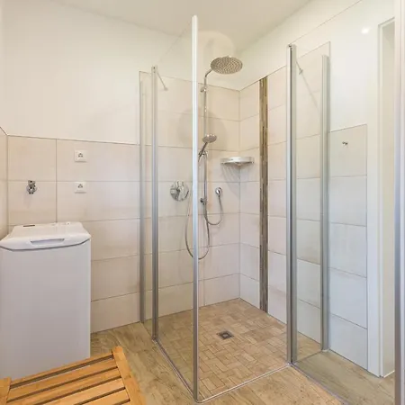 Luftkurort - 5 Sterne - See-kamin-sauna-garten Hébergement de vacances Krakow am See