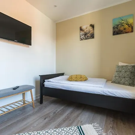 Luftkurort - 5 Sterne - See-kamin-sauna-garten * Krakow am See